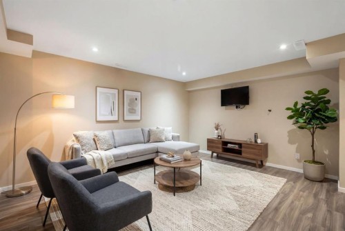 35 Walden Terrace Se, Calgary, AB - Indoor