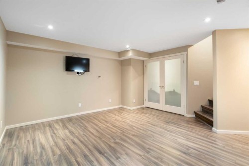 35 Walden Terrace Se, Calgary, AB - Indoor Photo Showing Other Room