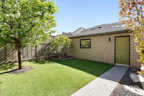 35 Walden Terrace Se, Calgary, AB - Outdoor