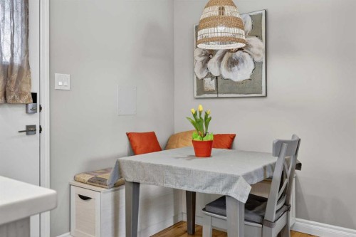 563 Regal Park Ne, Calgary, AB - Indoor Photo Showing Dining Room