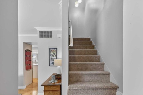 563 Regal Park Ne, Calgary, AB - Indoor Photo Showing Other Room