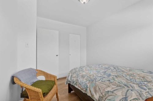 563 Regal Park Ne, Calgary, AB - Indoor Photo Showing Bedroom