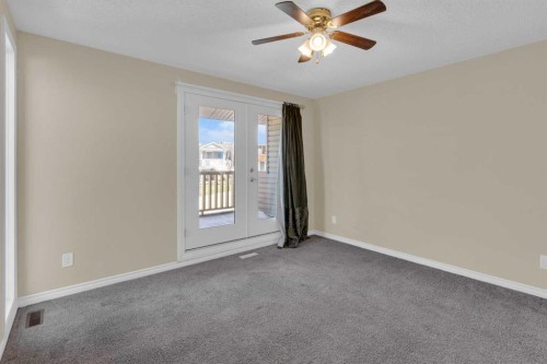 2537 9 Avenue Se, Calgary, AB - Indoor Photo Showing Other Room