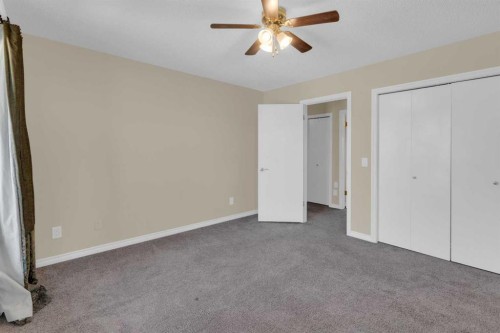 2537 9 Avenue Se, Calgary, AB - Indoor Photo Showing Other Room