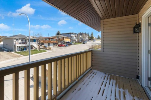 2537 9 Avenue Se, Calgary, AB - Outdoor With Balcony With Exterior