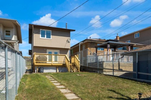 2537 9 Avenue Se, Calgary, AB - Outdoor With Deck Patio Veranda