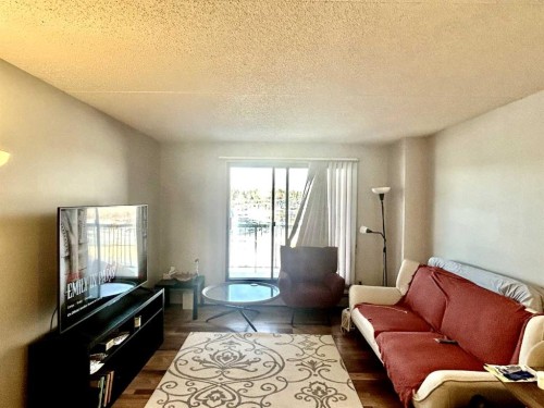 806-5204 Dalton Drive Nw, Calgary, AB - Indoor