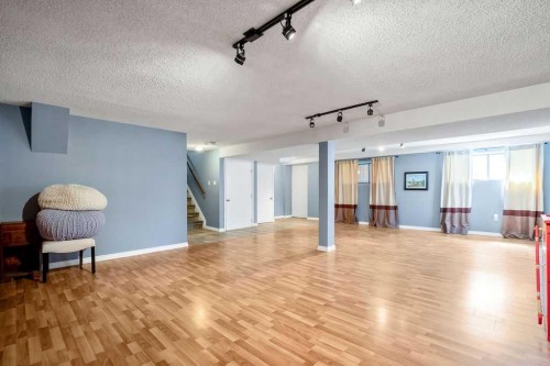 13 Maplewood Estates, Strathmore, AB - Indoor Photo Showing Other Room