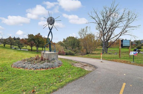 1009 18 Avenue Nw, Calgary, AB - Outdoor With View
