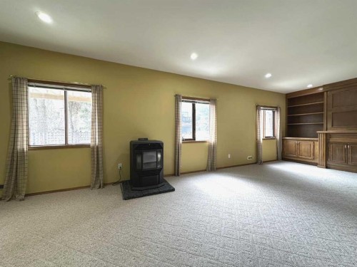 59 Edgebrook Circle Nw, Calgary, AB - Indoor