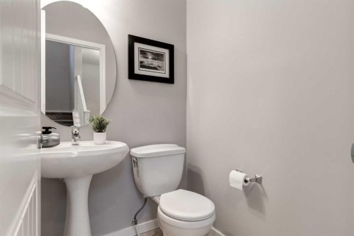 29 Sage Valley Circle Nw, Calgary, AB - Indoor Photo Showing Bathroom