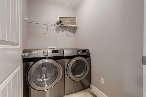 29 Sage Valley Circle Nw, Calgary, AB - Indoor Photo Showing Laundry Room