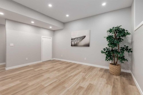 29 Sage Valley Circle Nw, Calgary, AB - Indoor Photo Showing Other Room