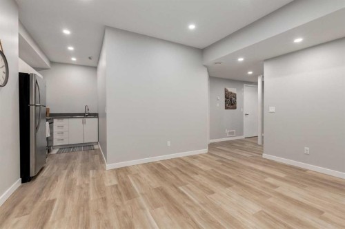 29 Sage Valley Circle Nw, Calgary, AB - Indoor Photo Showing Other Room