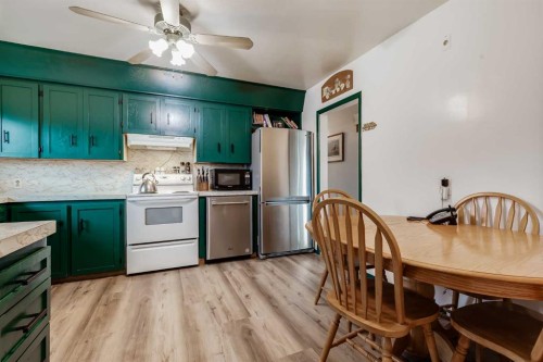 2021 38 Street Se, Calgary, AB - Indoor