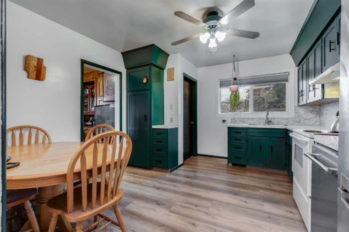2021 38 Street Se, Calgary, AB - Indoor