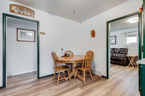 2021 38 Street Se, Calgary, AB - Indoor Photo Showing Dining Room