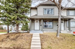 534 Woodbine Boulevard SW Calgary, AB T2W 4Z9
