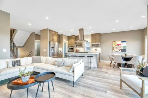 261 Wildrose Drive, Strathmore, AB - Indoor Photo Showing Living Room