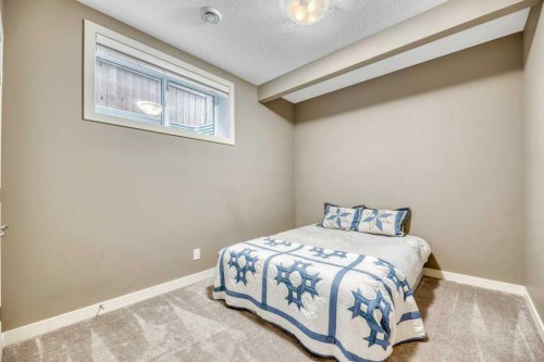 261 Wildrose Drive, Strathmore, AB - Indoor Photo Showing Bedroom