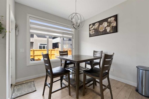 439 Bayview Way Sw, Airdrie, AB - Indoor Photo Showing Dining Room