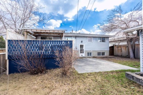 46 Marbrooke Circle Ne, Calgary, AB - Outdoor