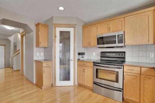 75 Taralea Crescent Ne, Calgary, AB - Indoor Photo Showing Kitchen