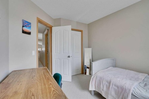 75 Taralea Crescent Ne, Calgary, AB - Indoor Photo Showing Bedroom