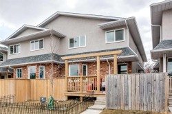1-2127 34 Avenue SW Calgary, AB T3H 2M1
