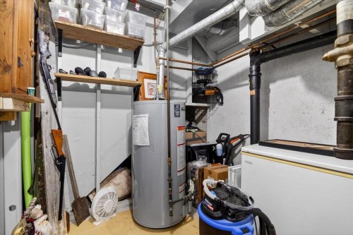 256 Callingwood Place Nw, Edmonton, AB - Indoor Photo Showing Basement