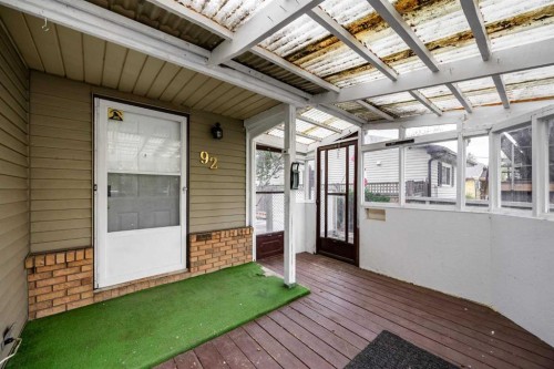 92 Erin Woods Drive Se, Calgary, AB - Outdoor