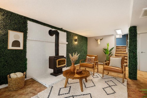 92 Erin Woods Drive Se, Calgary, AB - Indoor