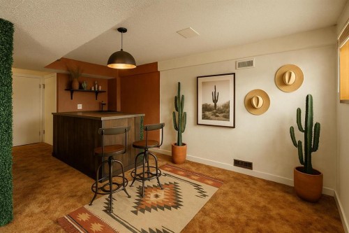 92 Erin Woods Drive Se, Calgary, AB - Indoor