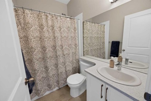 1167 Channelside Drive Sw, Airdrie, AB - Indoor Photo Showing Bathroom