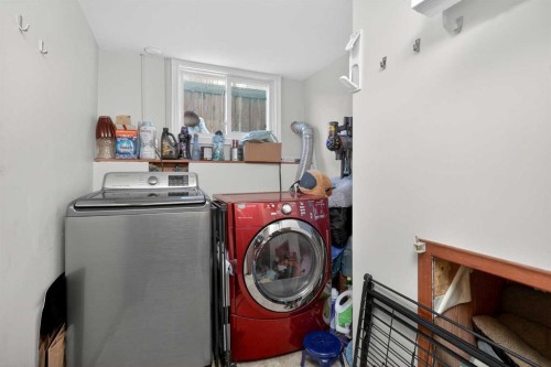 116 Templemont Circle Ne, Calgary, AB - Indoor Photo Showing Laundry Room