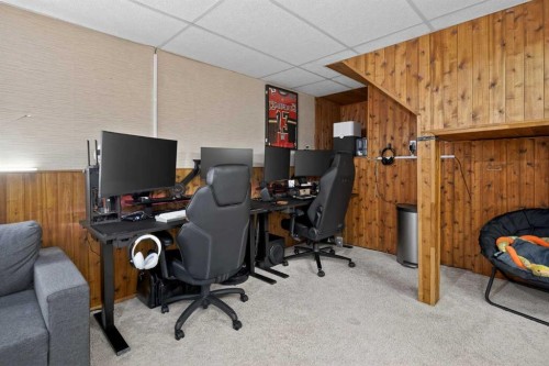 116 Templemont Circle Ne, Calgary, AB - Indoor Photo Showing Office