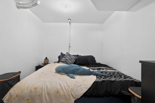 116 Templemont Circle Ne, Calgary, AB - Indoor Photo Showing Bedroom