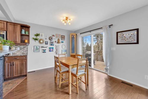 266 Cougarstone Circle Sw, Calgary, AB - Indoor Photo Showing Dining Room