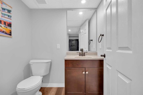 266 Cougarstone Circle Sw, Calgary, AB - Indoor Photo Showing Bathroom
