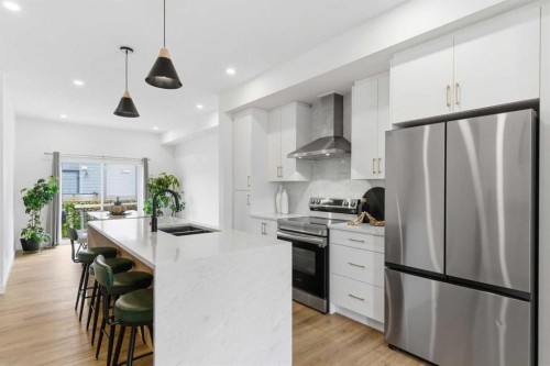 35-903 Mahogany Boulevard Se, Calgary, AB - Indoor Photo Showing Kitchen With Stainless Steel Kitchen With Upgraded Kitchen