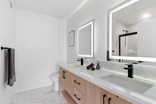 35-903 Mahogany Boulevard Se, Calgary, AB - Indoor Photo Showing Bathroom