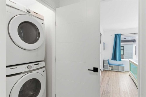 35-903 Mahogany Boulevard Se, Calgary, AB - Indoor Photo Showing Laundry Room