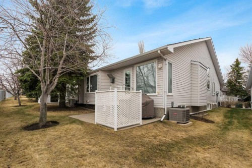 16 Douglasview Park Se, Calgary, AB - Outdoor