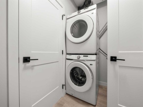 4309-200 Seton Circle Se, Calgary, AB - Indoor Photo Showing Laundry Room