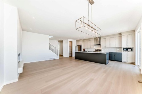 396 Herron Landing Ne, Calgary, AB - Indoor Photo Showing Kitchen