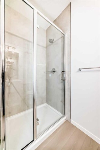 396 Herron Landing Ne, Calgary, AB - Indoor Photo Showing Bathroom