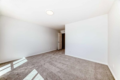 396 Herron Landing Ne, Calgary, AB - Indoor Photo Showing Other Room