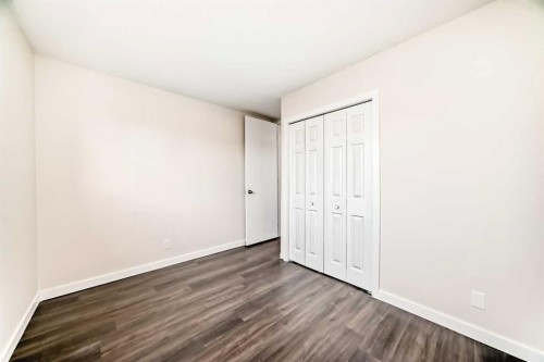 404 Acacia Drive Se, Airdrie, AB - Indoor Photo Showing Other Room