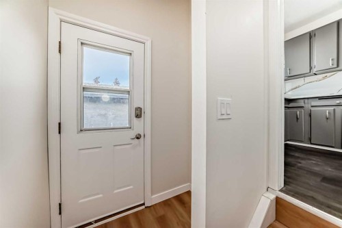 404 Acacia Drive Se, Airdrie, AB - Indoor Photo Showing Other Room