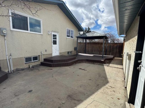 404 Acacia Drive Se, Airdrie, AB - Outdoor With Exterior